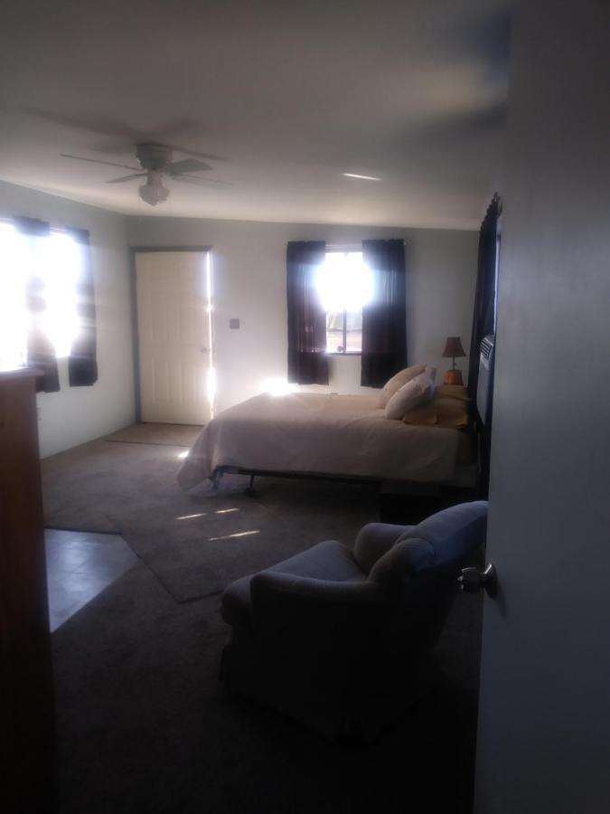 Mountain View Efficiency Apartment Tombstone Luaran gambar
